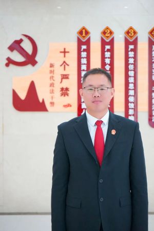 闫福亮